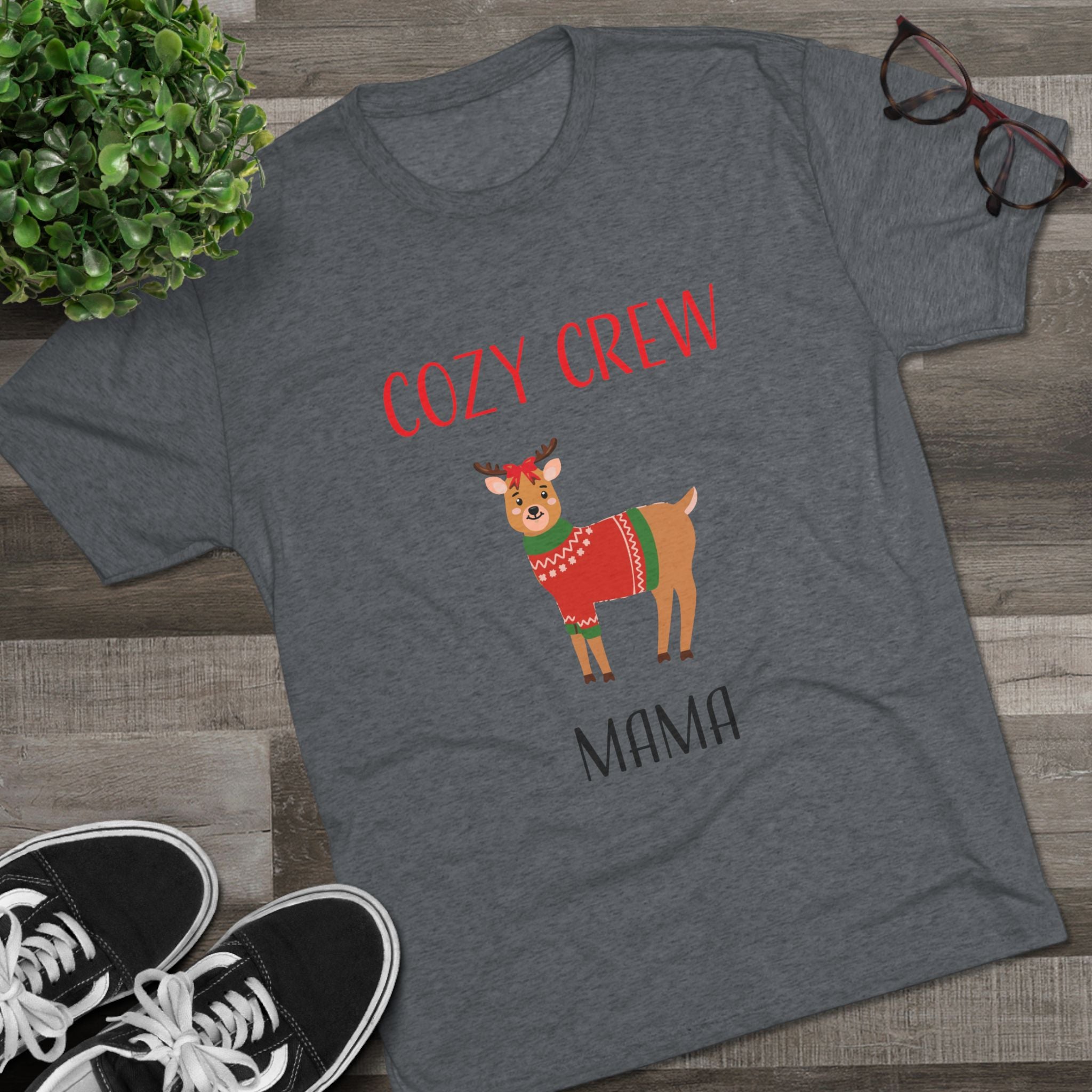 Teeshirt: Cozy Crew Reindeer Mama (Adult)